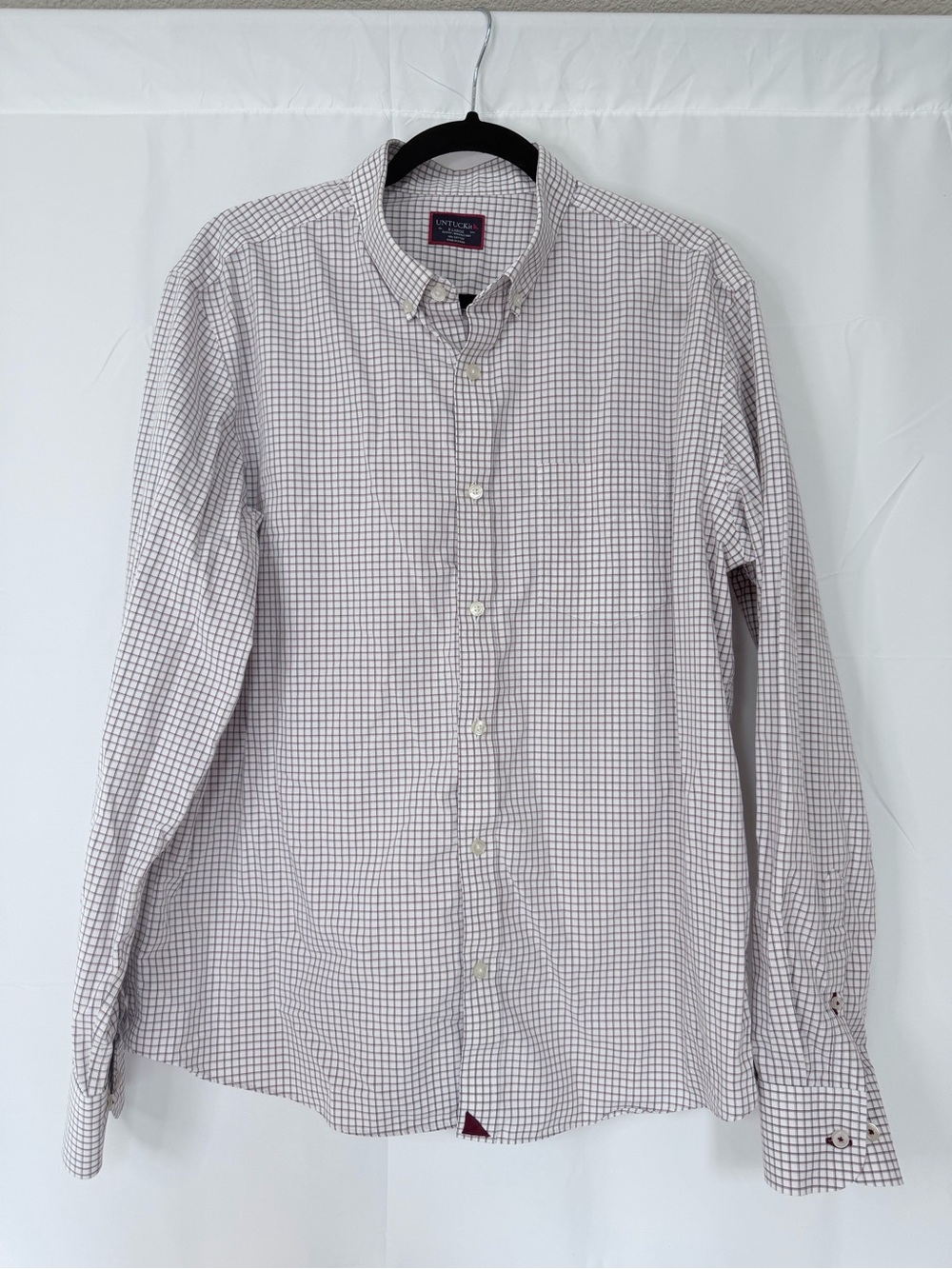 Untuckit Classic Men's Button-Down Check Shirt in White Red Blue